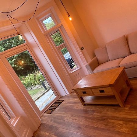 Stylish One Bedroom Central Bournemouth Flat 외부 사진