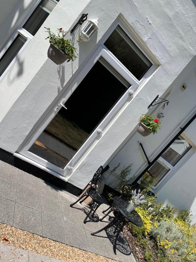 Stylish One Bedroom Central Bournemouth Flat 외부 사진
