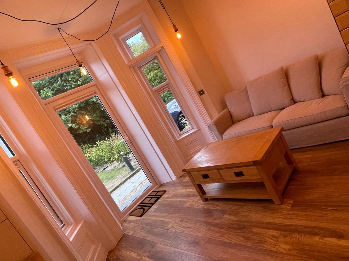 Stylish One Bedroom Central Bournemouth Flat 외부 사진